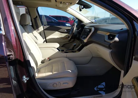 2017 GMC Acadia Denali z USA, uszkodzony, nr VIN 1GKKNPLSXHZ208799